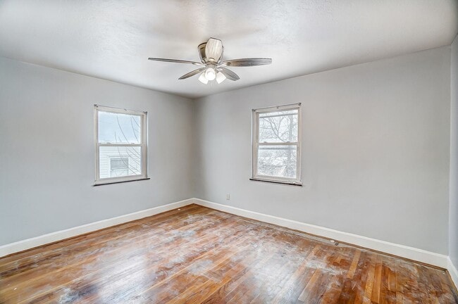 Building Photo - Four Bedroom Available!