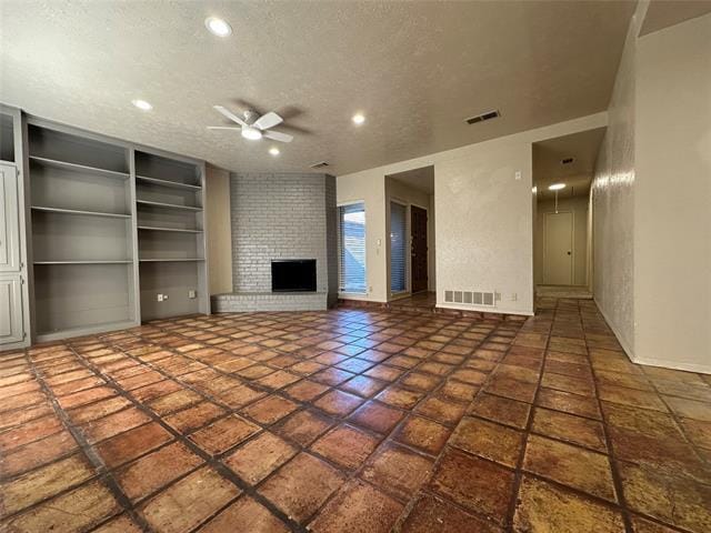 Building Photo - 1900 Tree House Ln