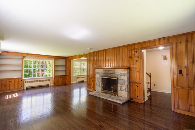 Building Photo - 312 Fairlea Rd