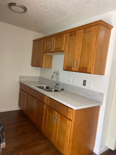 Building Photo - Trinity Townhomes