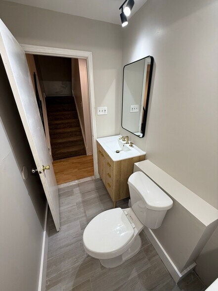 Building Photo - 4850 Corwen Ct