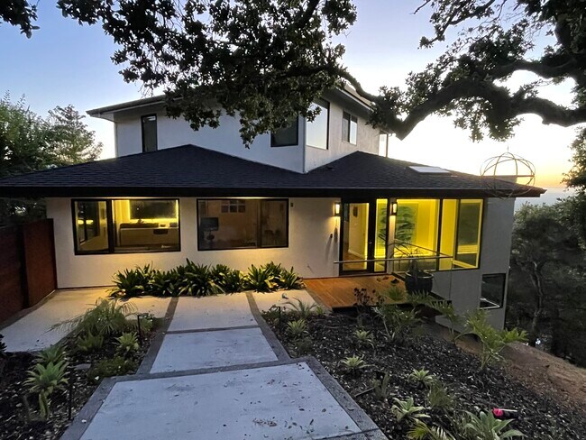 Primary Photo - 16209 Maya Way