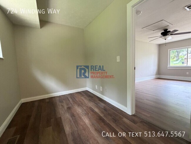 Building Photo - 724 Winding Way