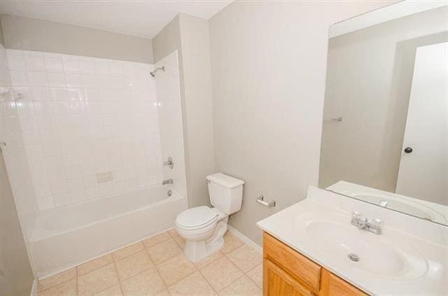 Building Photo - 2152 Royal Acres Trail