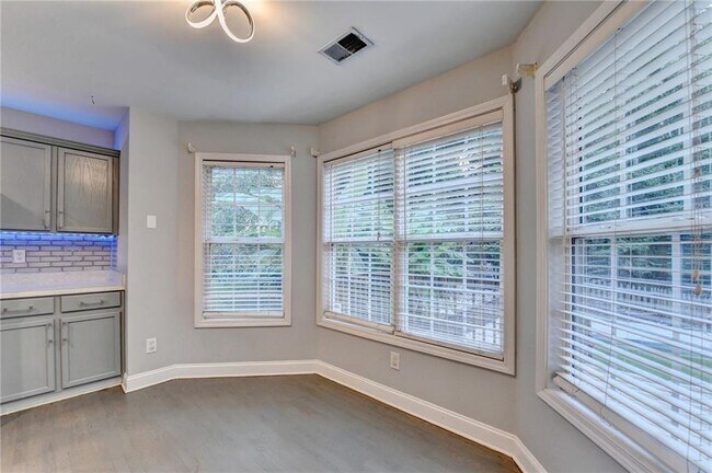Building Photo - 938 Mulberry Fields Cove NE
