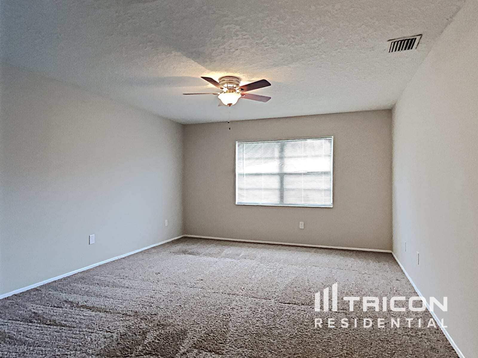 Building Photo - 707 Climate Dr