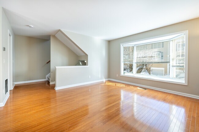 Building Photo - 15 Scuppo Rd