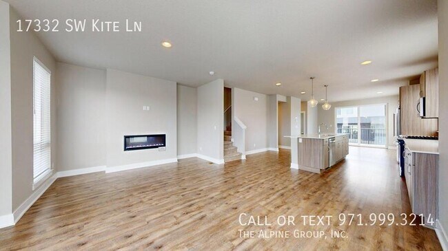 Building Photo - 17332 SW Kite Ln