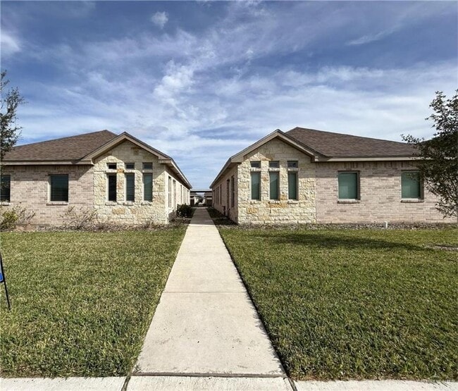 Primary Photo - 2100 Jackson St