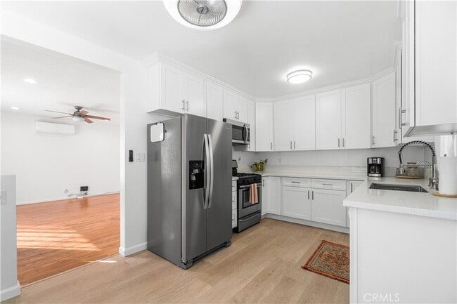 Building Photo - 4208 W 182nd St