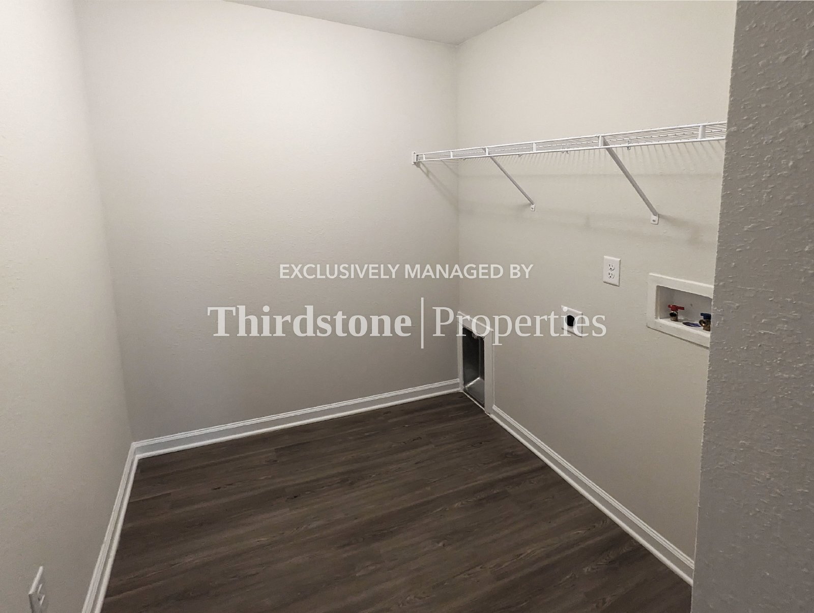 Building Photo - 938 Ardoon St