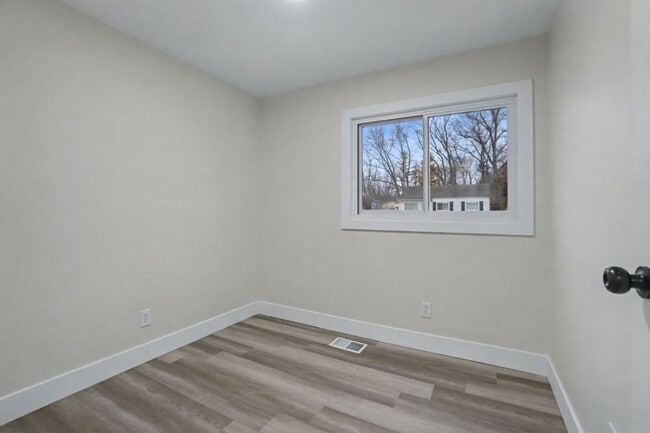 Building Photo - 4472 Curundu Ave