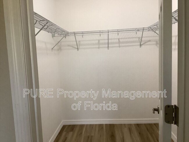 Building Photo - 14513 SW 20th Pl