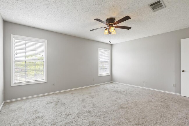 Building Photo - 3706 Blue Cat Way