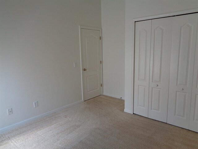 Building Photo - 7752 Blue Spring Dr