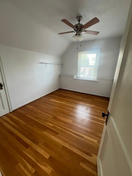 Building Photo - 2615 Dalton Ave