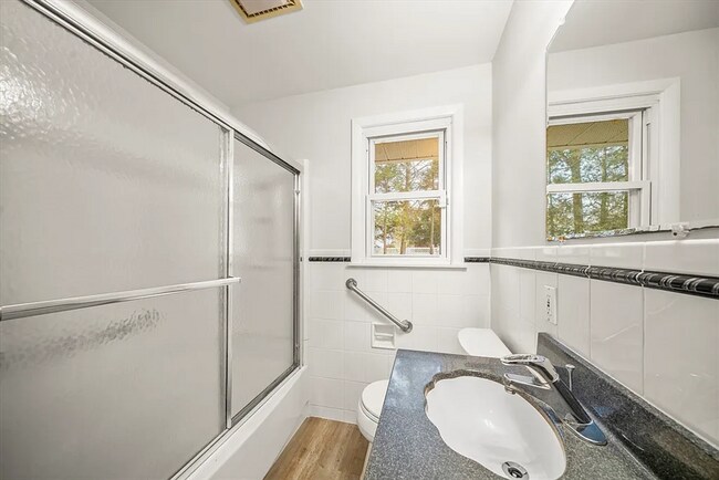 Building Photo - Beautiful Single Family Home for Rent in an Unbeatable Longmeadow Neighborhood!