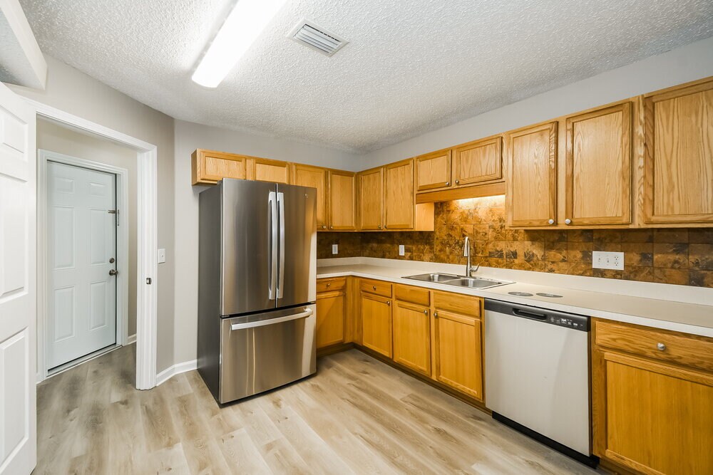 Building Photo - 6740 Newgate Cir E