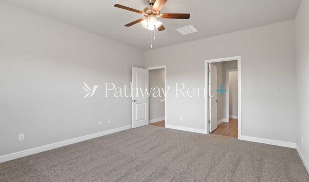 Building Photo - 1725 Reverie Rd