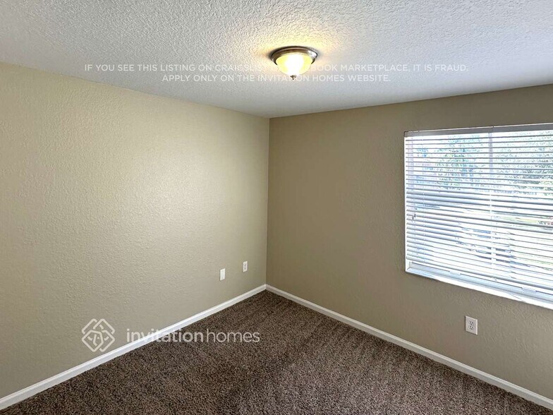 Building Photo - 6566 Stonehurst Cir