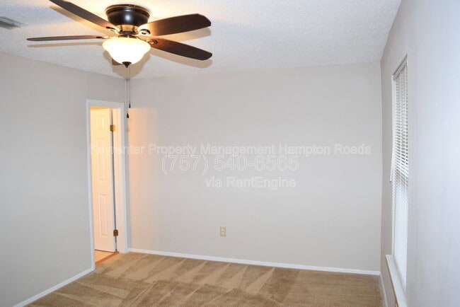 Building Photo - 1412 Woodscape Ln