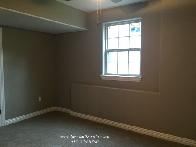 Building Photo - COMING SOON!!!!! 6 Bedroom Beauty! Great N...