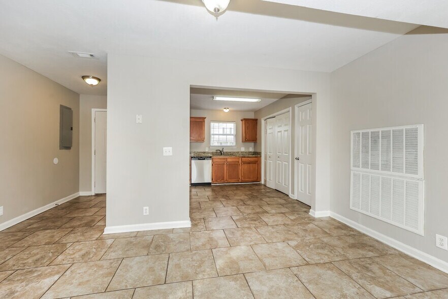 Building Photo - 975 Evie Ann Ln