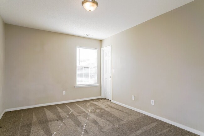 Building Photo - 4920 Alenja Ln