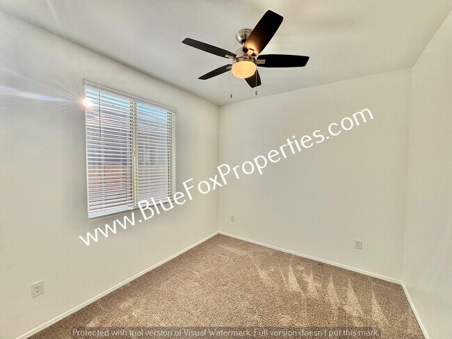 Building Photo - 21479 E Treasure Rd