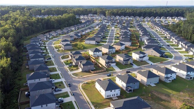 Building Photo - 6960 Newcastle Ct