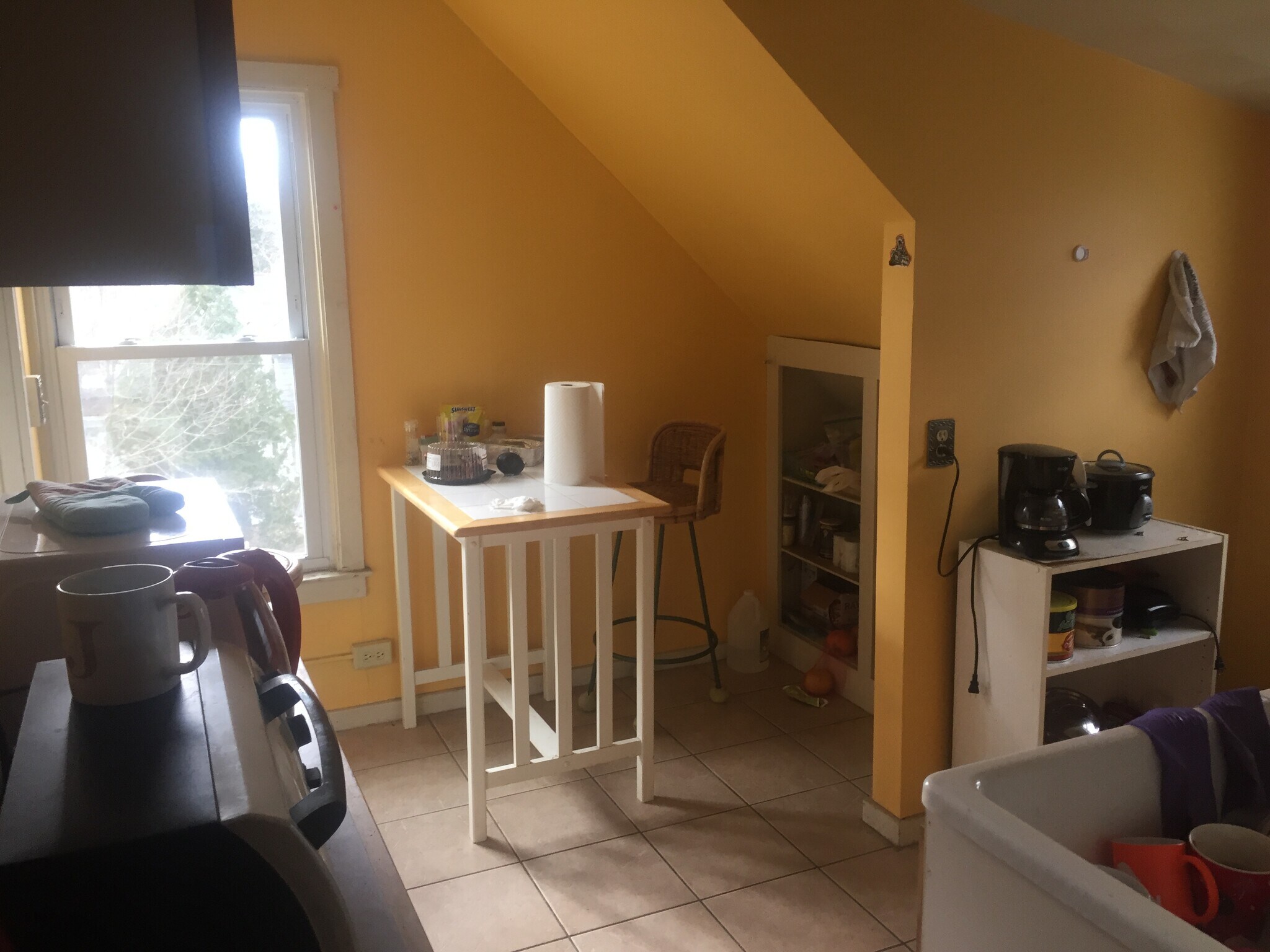 Building Photo - 904 Ackerman Ave