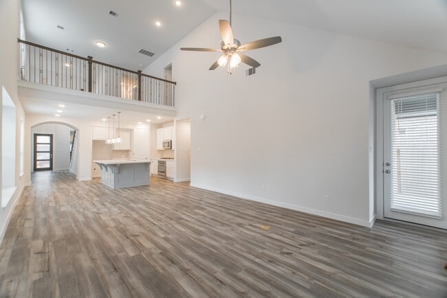 Building Photo - 7397 Mount Greylock Lp
