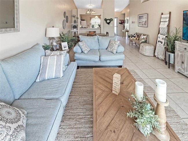 Building Photo - 5204 Lonesome Dove Dr