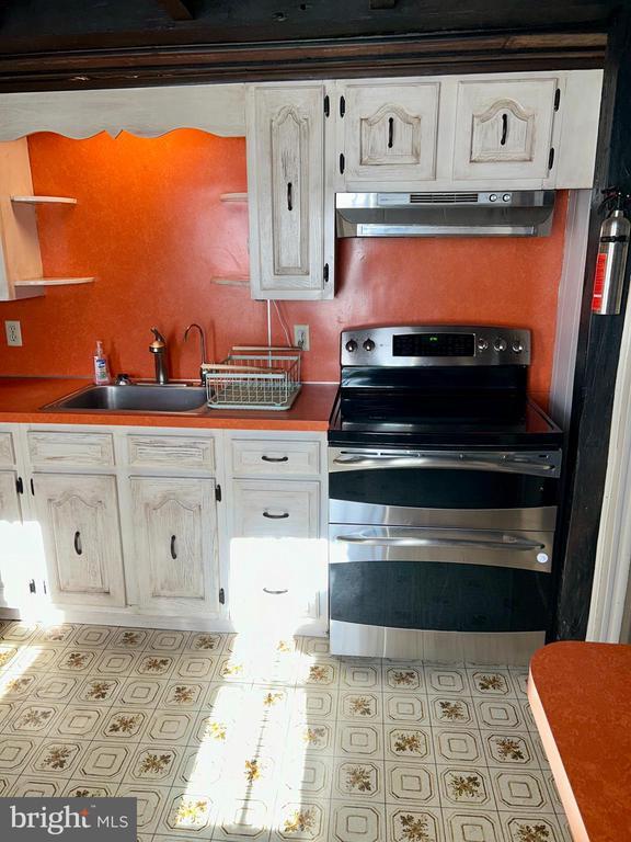 Building Photo - 3418 Limestone Rd