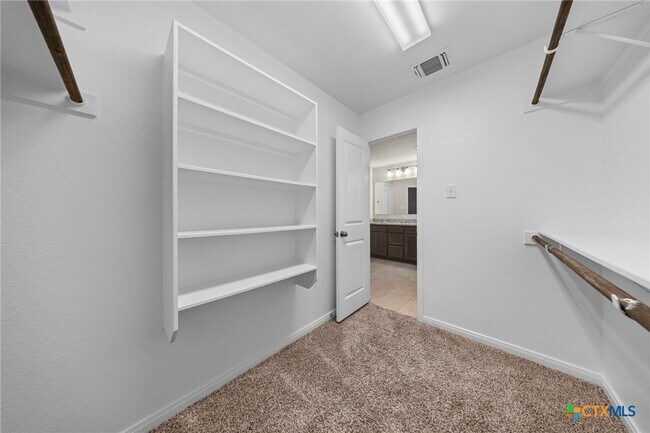 Building Photo - 1821 Holleman Dr