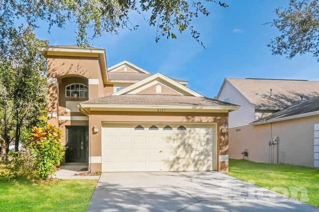 Building Photo - 6137 Skylarkcrest Dr