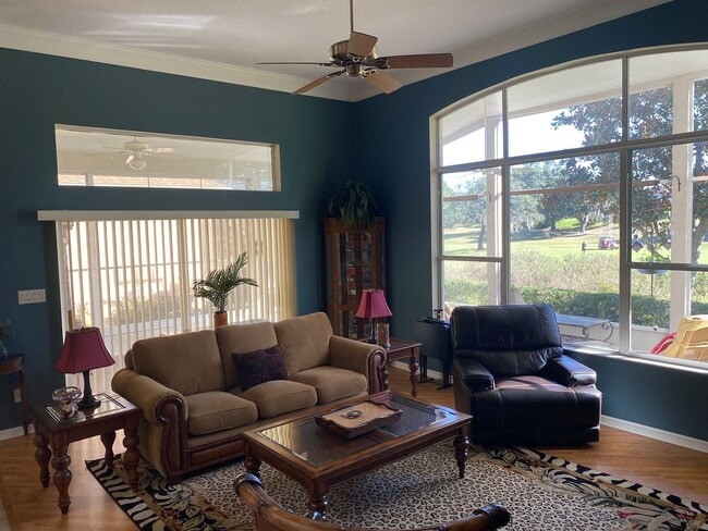 Building Photo - NOTE . Beautiful Long Term or possibly short term rental  If property is rented long term, winter...