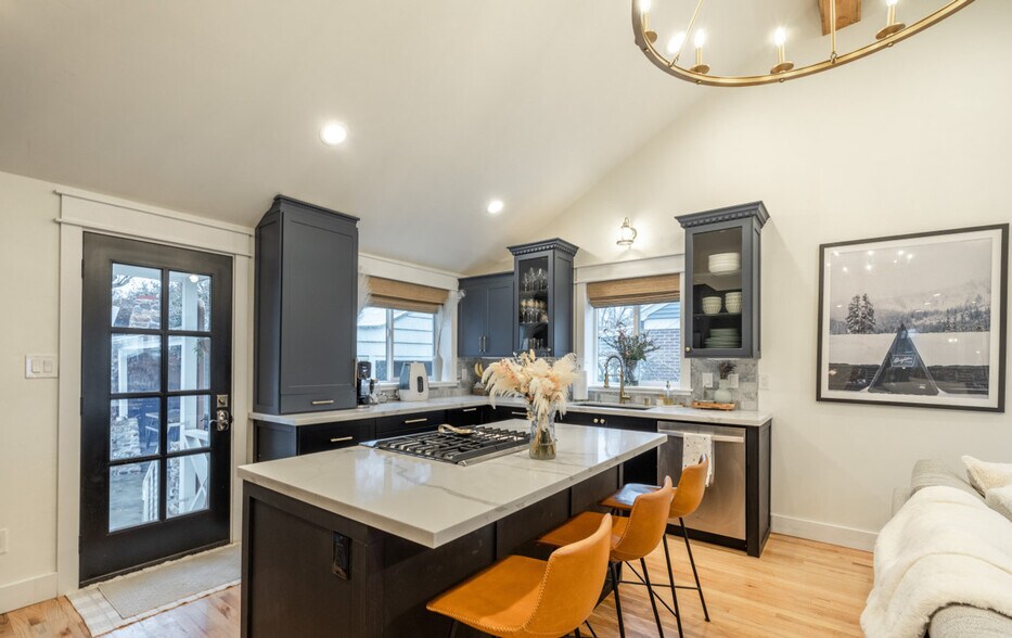 Building Photo - 3045 S 1640 E