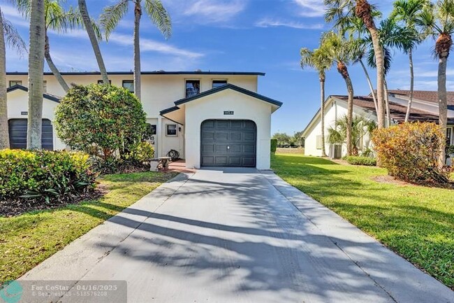 Primary Photo - 8904 SW 22nd St