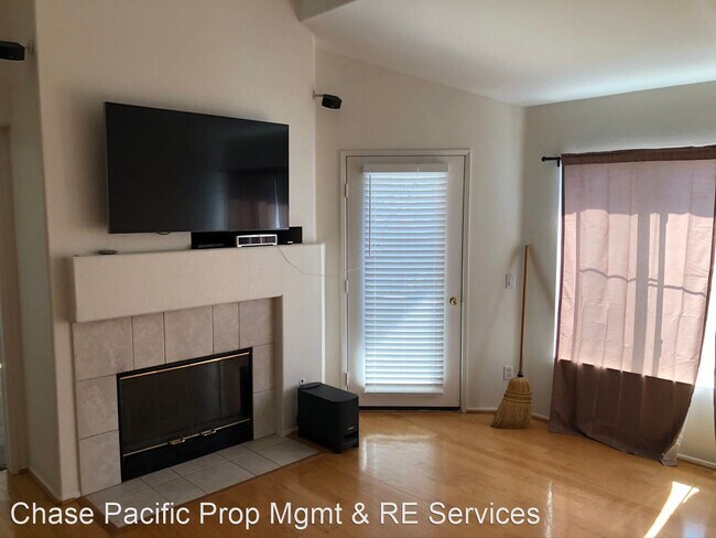 Building Photo - 2 br, 2 bath House - 11829 Spruce Run Dr. #A