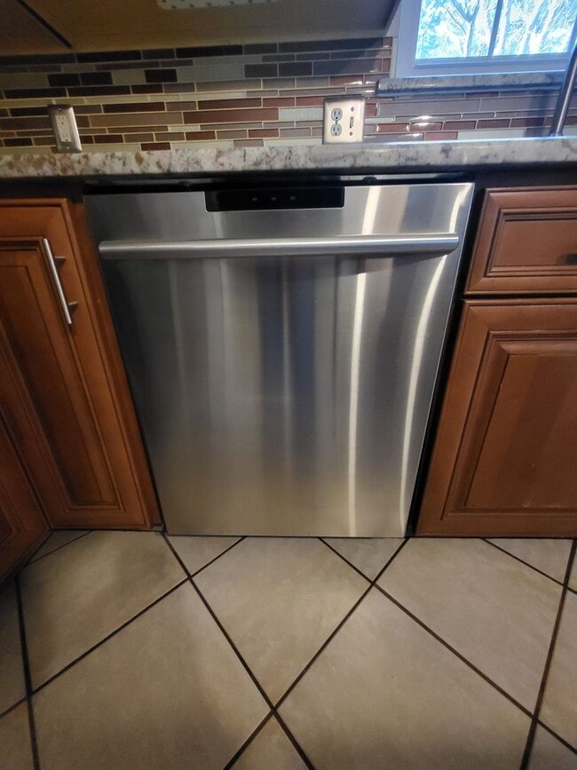 Building Photo - Well Maintained 3 Bedroom Townhome in East Lampeter Township