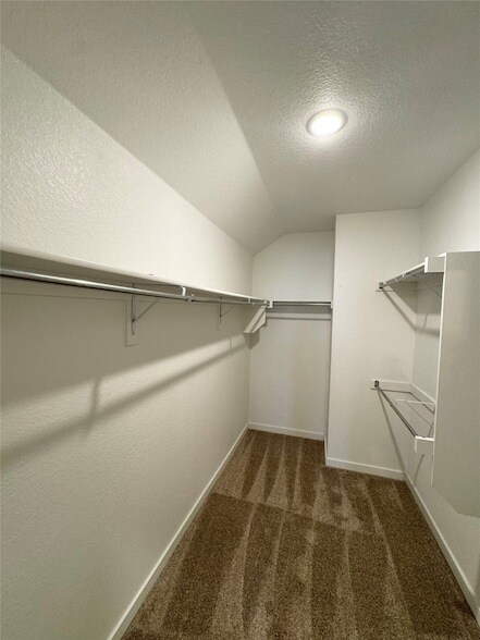 Building Photo - 1553 Kessler Dr