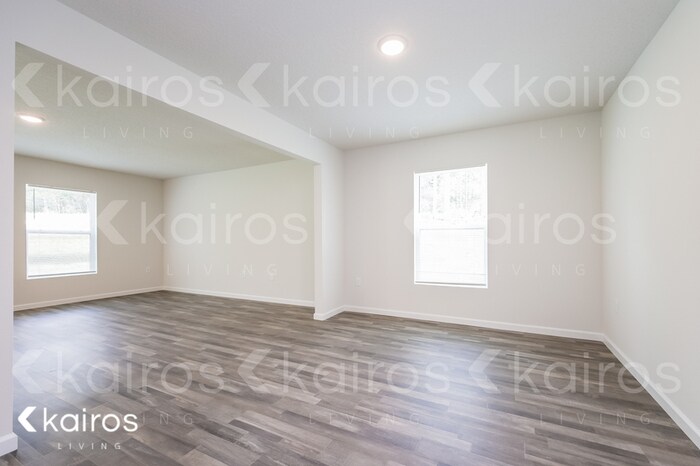 Building Photo - 2331 W Ingrid Ln