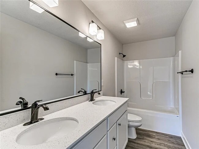 Building Photo - 6941 Holly Ct