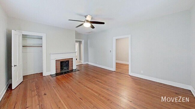 Building Photo - 604 N Blount St
