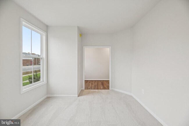 Building Photo - 8816 Selby Ct