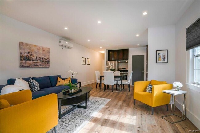 Building Photo - 908 Victoria Ave