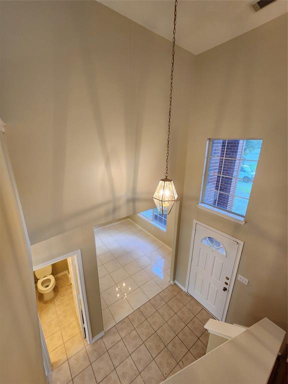 Building Photo - 16535 Great Oaks Glen Dr