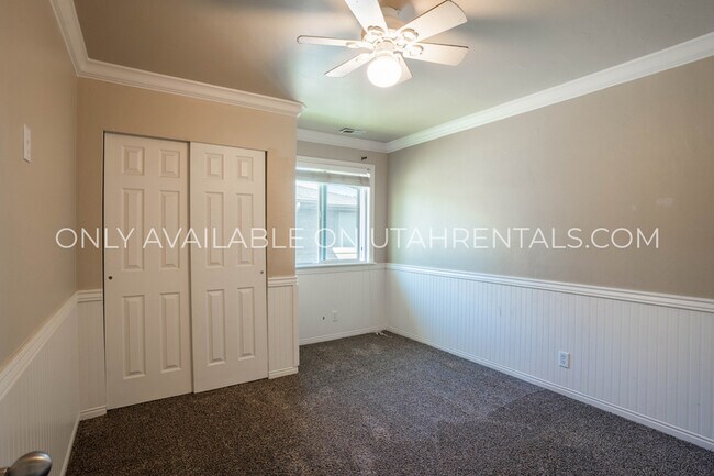 Building Photo - 12824 S Timber Run Dr