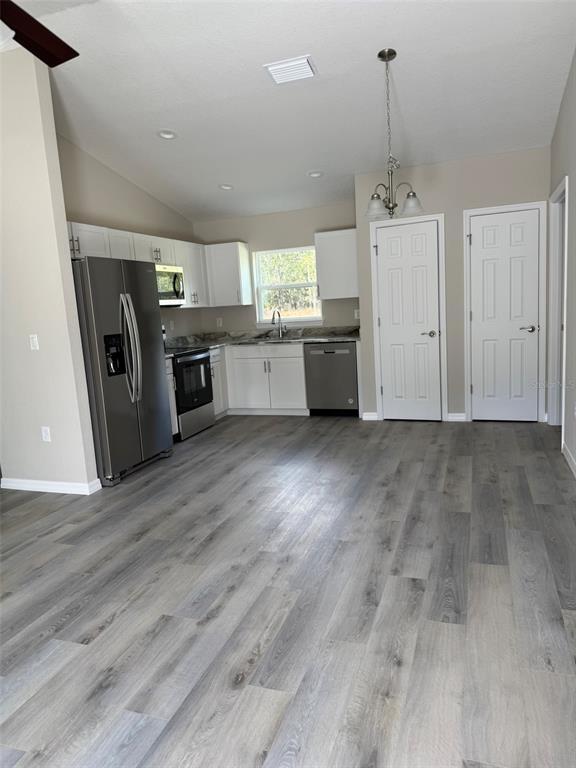 Building Photo - 9539 N Travis Dr